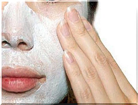 Face peeling to remove blackheads