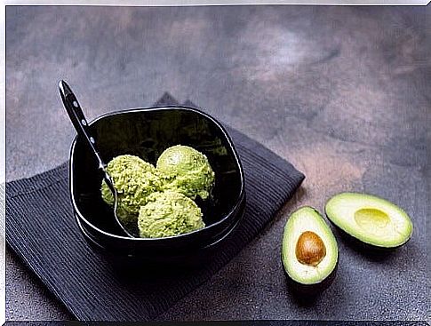 Creamy avocado sauce: how to make it?