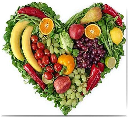 Heart made of vegetables and fruits