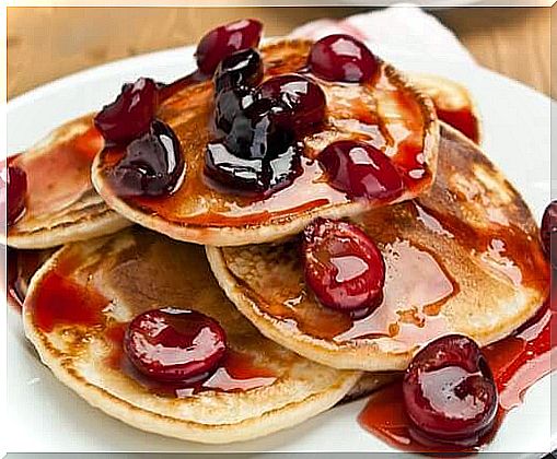 Pancakes with apples