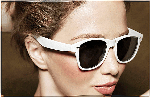 woman in sunglasses