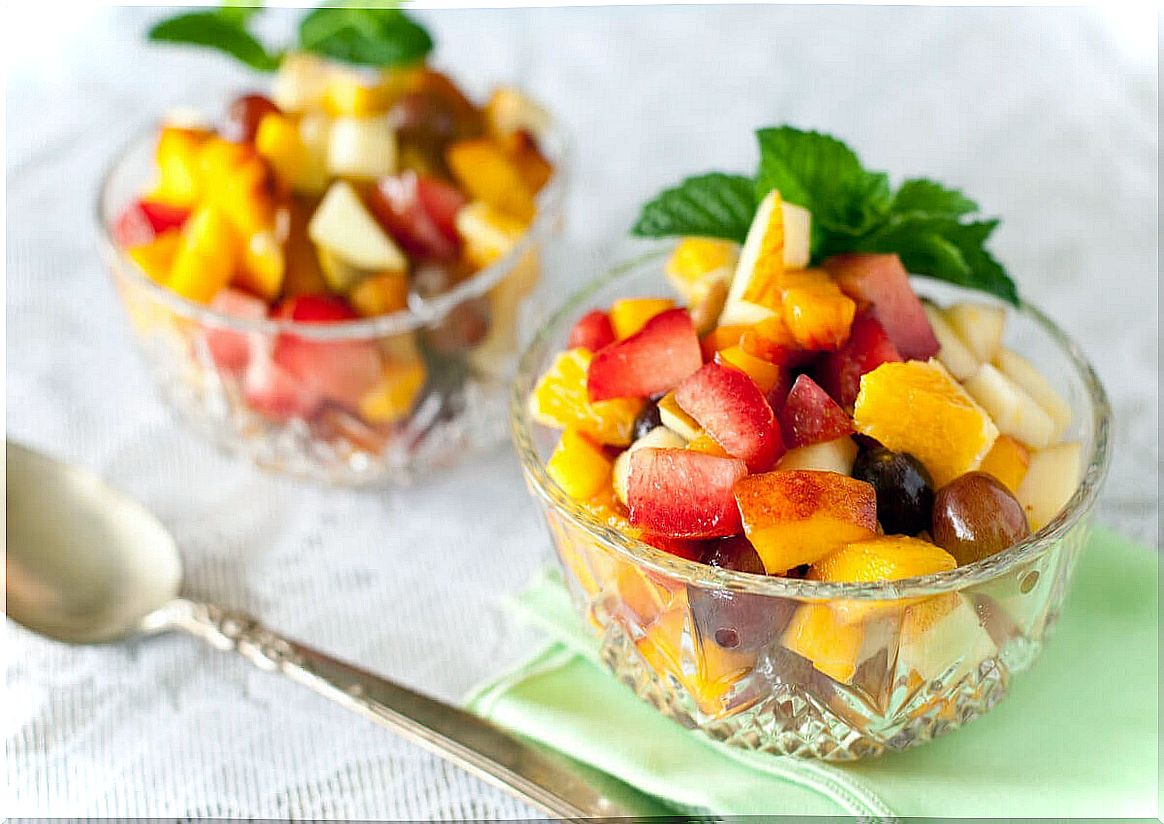 Fruit salad bowls