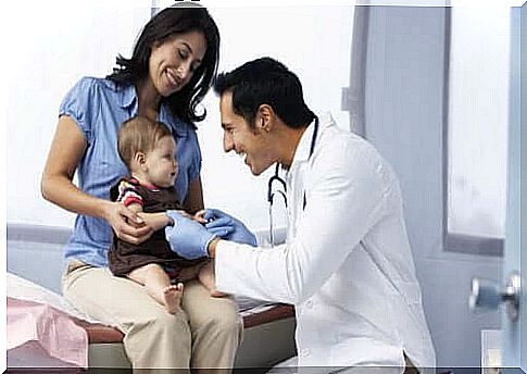 A pediatrician diagnoses a child's nephrotic syndrome