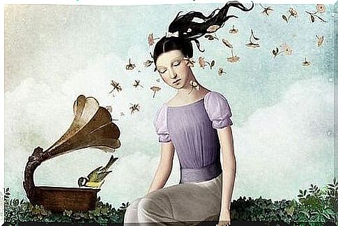 woman and gramophone