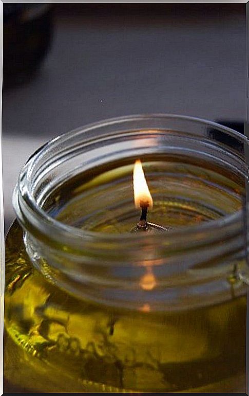 Candles made of used oil