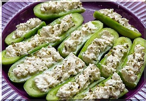 A cucumber sandwich can replace bread